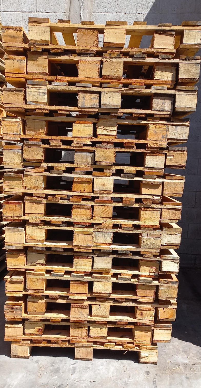 Pallet ARLOG usado recuperado de PalletCo